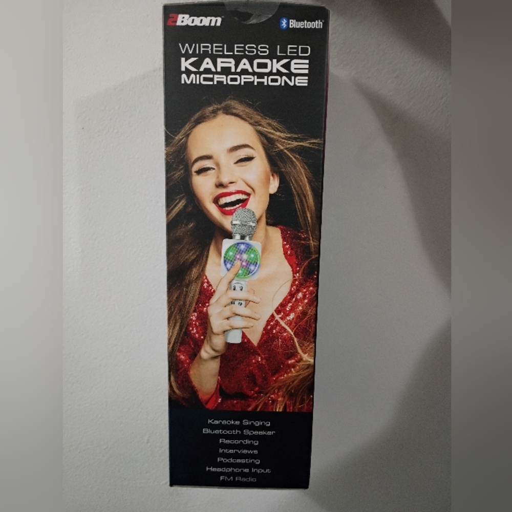 2Boom Wireless LED Karaoke Microphone, Color Silver, FM Radio, Echo Effect